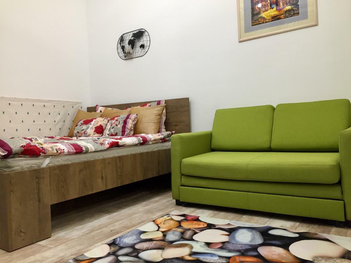 Buda Boutique Apartment บูดาเปสต์ ภายนอก รูปภาพ